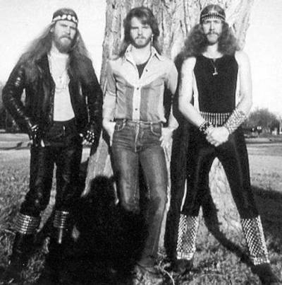 MANILLA ROAD - Open the gates