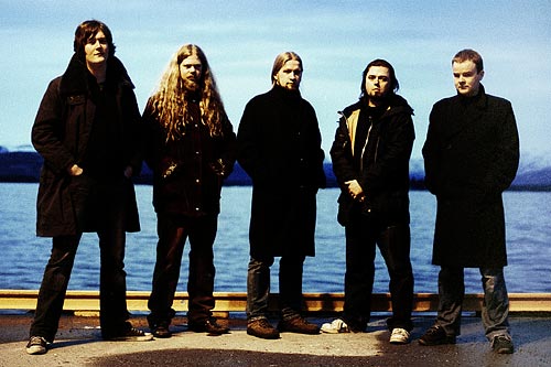 THUNDERBOLT - Love and destruction
