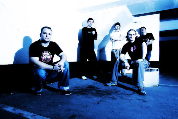 HEAVEN SHALL BURN - Invictus                           